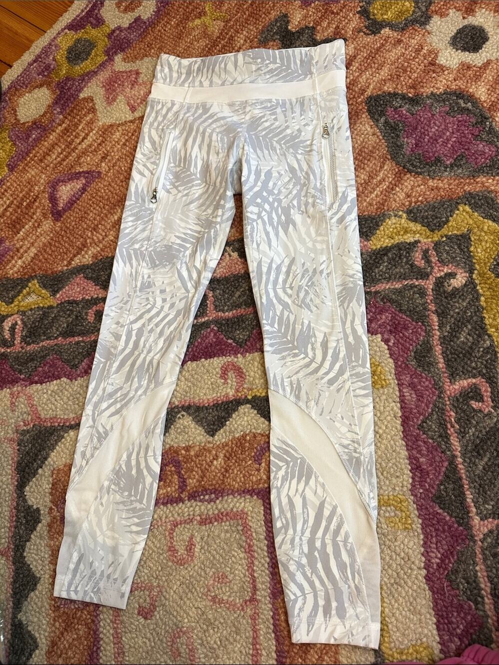 lululemon athletica White & Light Gray Palm-Print Leggings